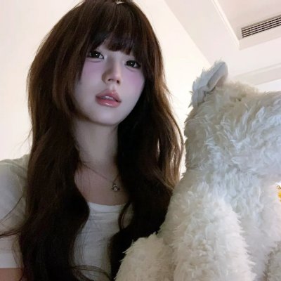 差点在迷宫深处被信任的伙伴杀掉，但靠着天赐技能“无限扭蛋”获得等级9999的伙伴，我要向前队友和世界展开复仇“给他们好看！”